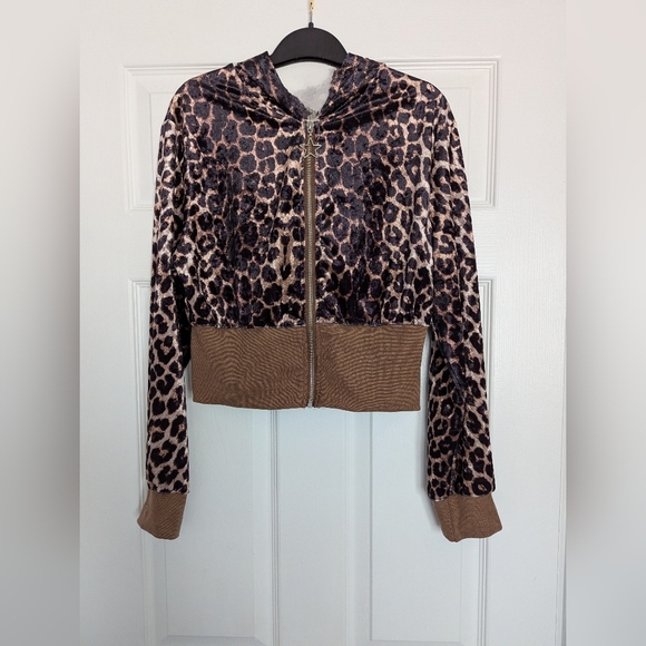Women's Velvet Studded Leopard Print Hoodie/Sweater/Jacket - Picture 1 of 9